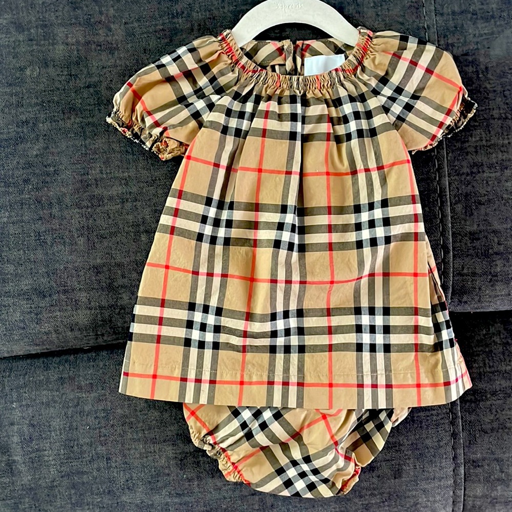 Burberry baby dress size 0-3 months